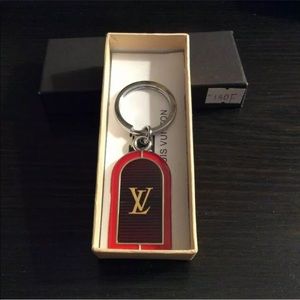Vintage Louis Vuitton key ring new in LV box auth